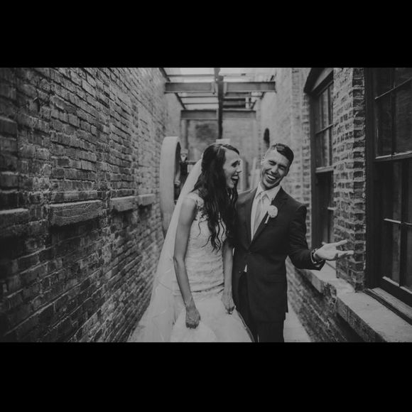 Meet your Posher, Meredith - Picture 1 of 1